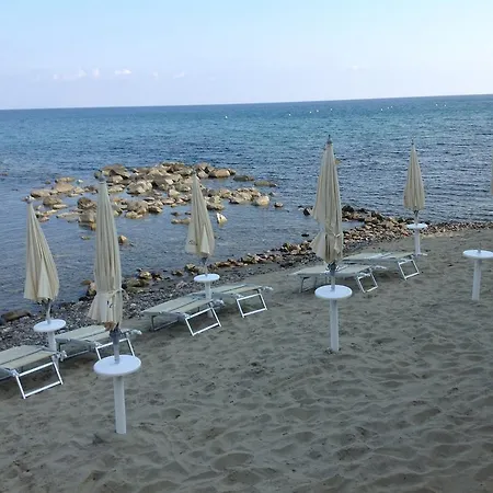 Promenade Bleu Hotel Pioppi