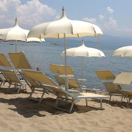 Promenade Bleu Hotel 4*